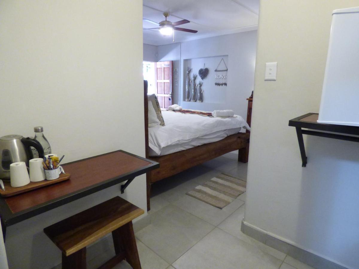 Tsumeb Backpackers & Safari Hostel Exterior photo